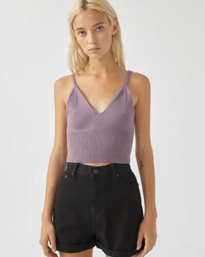 Shorts with turn-up hems